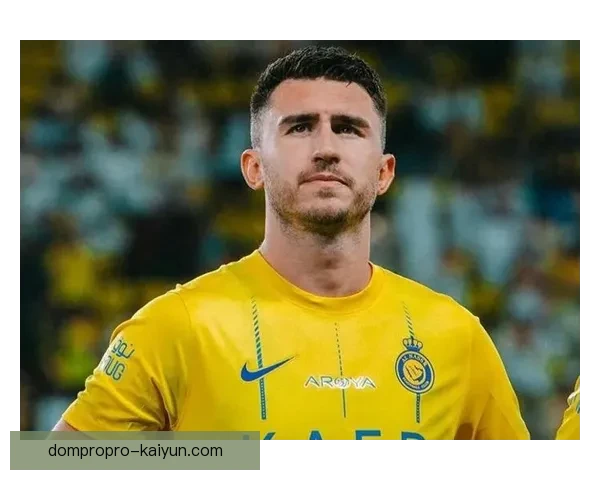 拉波尔特：从青训到职业生涯巅峰，重塑后防线标准的表现令人瞩目