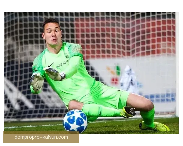 中超最新排名：各队状态分析与争冠形势逐渐明朗