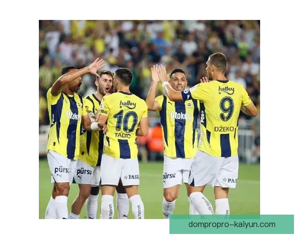 穆里尼奥中场构建策略分析及其对球队表现的影响