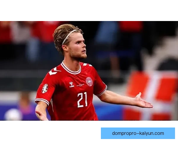 亨克在近期比赛中中路渗透表现稳健，进攻威胁显著提升